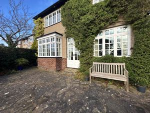 Photo 35- click for photo gallery